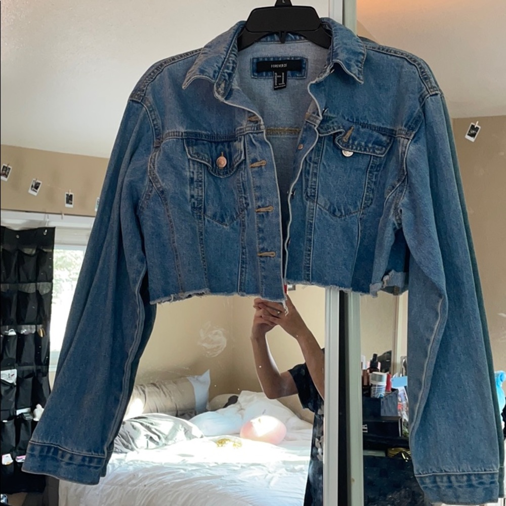Dark Washed Cropped Denim Jacket